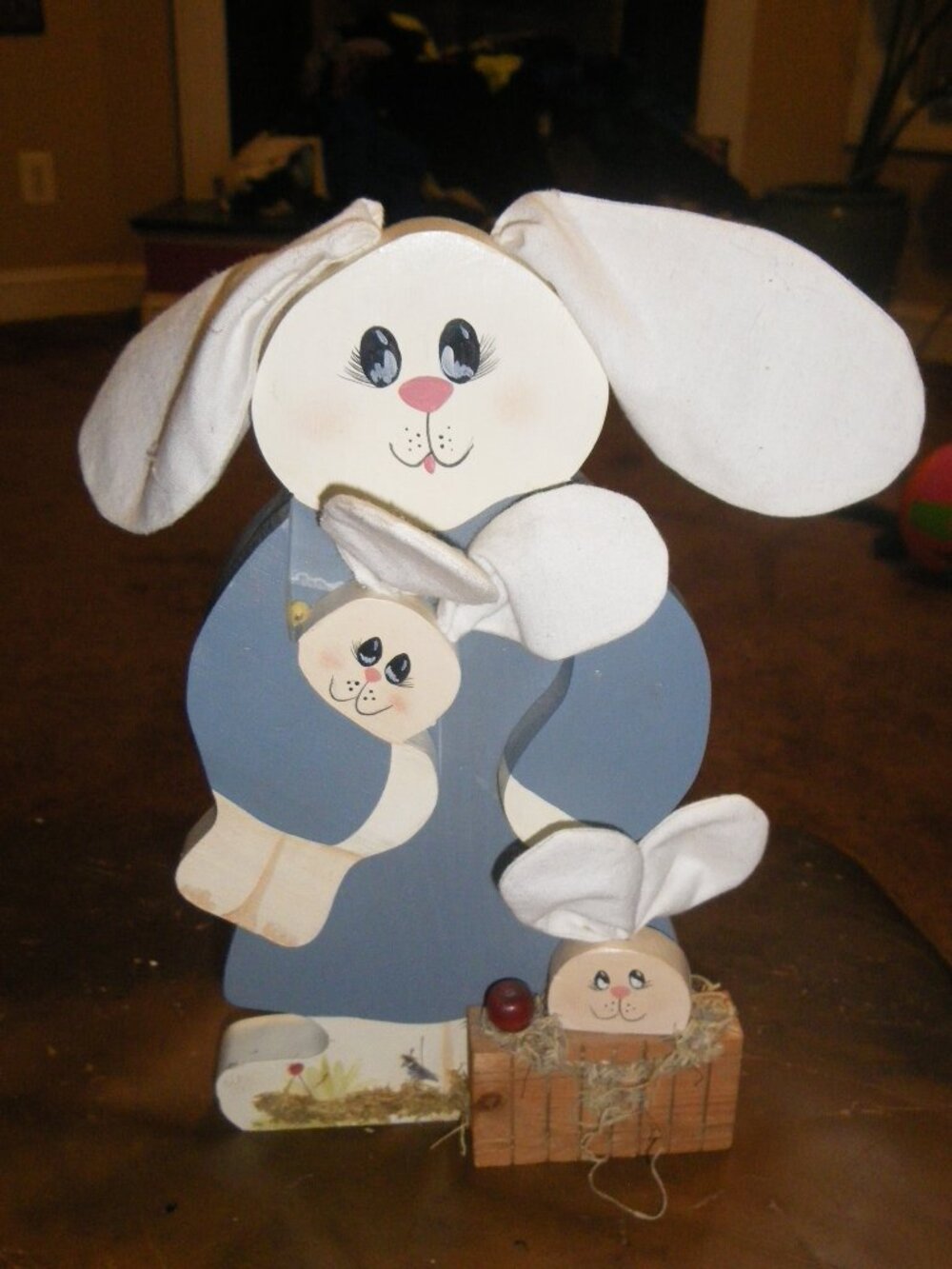 Vintage Wood & Cloth Hand Made Craft Folk Country Art Statue Mama Rabbit & Kids